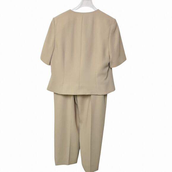 Vintage Pendleton Polyester Pant Suit 2 Piece 12/14 Beige Lined Short Sleeve Top - Picture 3 of 12